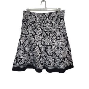 Robbie Bee Women's Skirt Size 16 (XL)